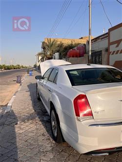 كرايسلر 300